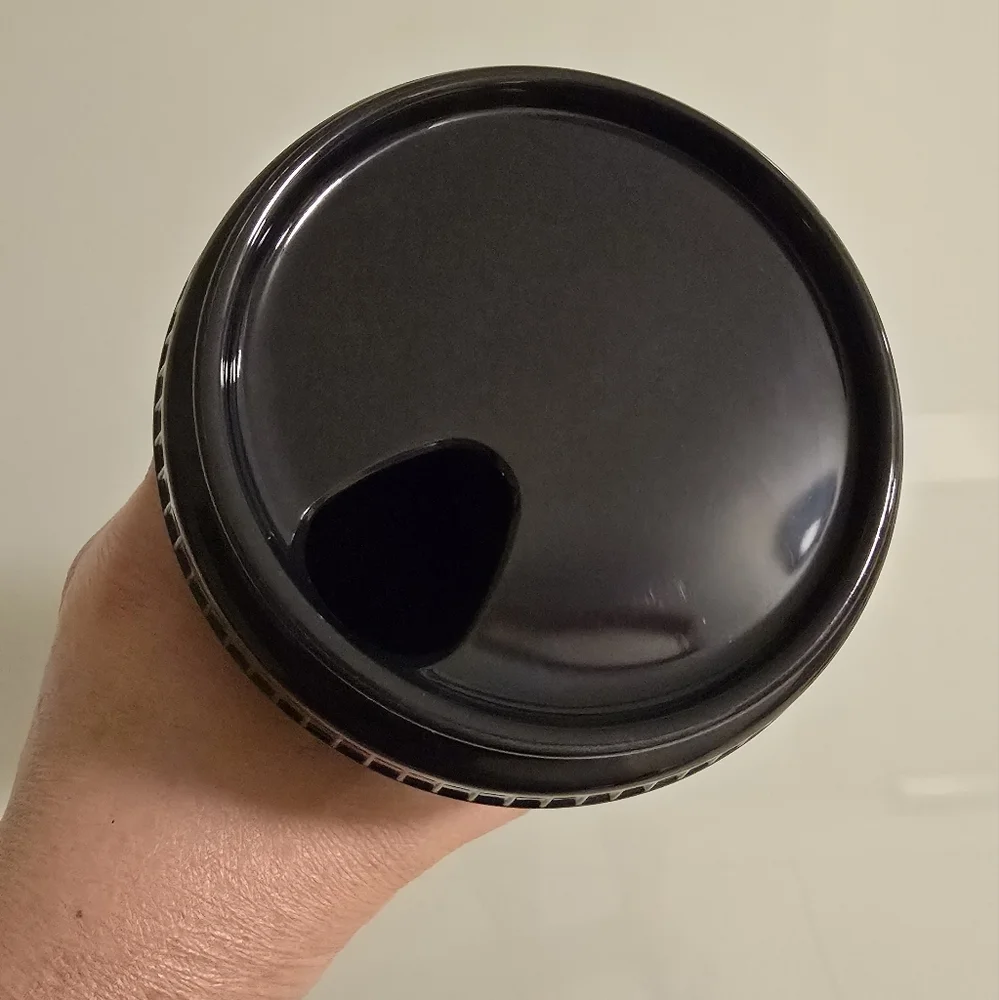 NWOT Starbucks 2025 LATAM Teacher Appreciation Venti Reusable Cup With Sippy Lid